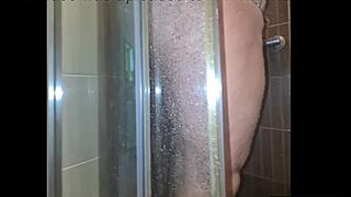 Señoras maduras gorditas momento caliente en ducha