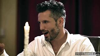 Καθαρό ταμπού μυστικό με τη καυτή θετή μαμά του καλύτερου φίλου μου που κάνει squirt