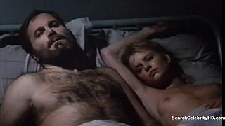 Trío Retro Salvaje de 1986 de Clare Powney con Tetas Naturales y Acción Anal