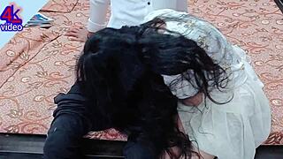 भारतीय कॉलेज स्टूडेंट्स वाइल्ड देसी चुदाई सेक्स हिंदी ऑडियो के साथ!