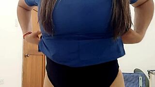 แม่เลี้ยงพยาบาลกลายสลัดที่โรงพยาบาล เย็ดฉันแรงที่บ้าน