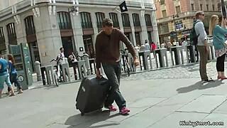 스페니시 슬럿, 킨키 퍼블릭 본디지에서 익스포즈드