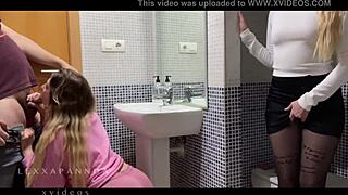 Knullar hett med min väns kille, jag älskar när han kommer inuti mig. Det gör mig galen!