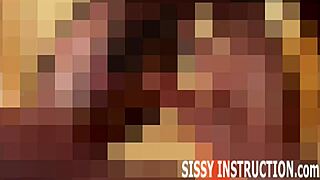 אני מתאווה לזין שחור ענק בגוף שמל צר שלי