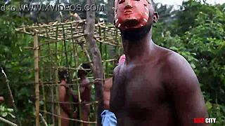 Rauwe Neuk in een Lokale Gevangeniscel