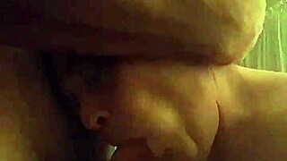 Милые девушки Jada Kai и Kamryn Jayde распахивают свои похотливые киски для действия.