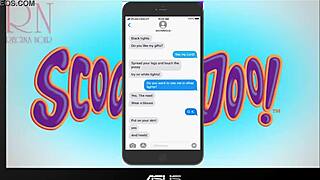 Hey, wil je Velma Dinkley zien als onderdanige secretaresse in lingerie? Volledige Scooby Doo film deel 4 wacht op je!