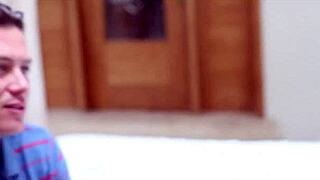 Хей, заварен брат хваща заварена сестра за тайно анално чукане днес