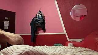 زوجين مثليين هنديين يسيطران بفعل شرجي قوي في فيديو هواة