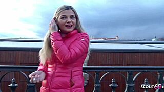 Tysk scout griper fransk kurvig tonåring 18+ Bella för rå gatuknull. Verklig pickup casting action!