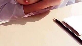 야, 이 슈퍼 엉덩이 중국년 봐!