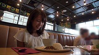 데이트 후 호텔 후킹, 그녀의 마시멜로 젖이 나를 너무 흥분시켜!