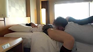 ワオ！日本人JKの完璧ボディが自宅オナニーで激しく揺れる