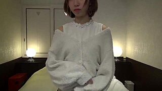 무료 JAV: 무수정 일본 야동 클립
