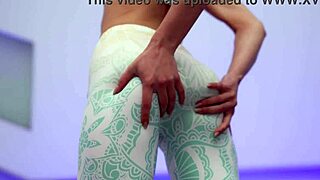 Fit teen 18+ zkouší dvojitý anál s pišem poprvé