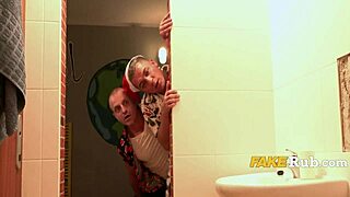 Włóczykijska załoga spotyka się na ostatnim krągłym latynoskim analnym sesji w akademiku