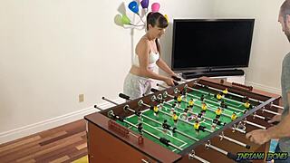 Luna Rival vyhrává sázku proti své nevlastní sestře