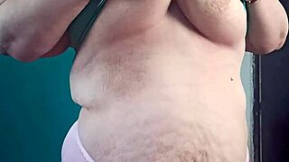 Hey, Nak Tengok Milf Mexico Ni Dengan Tits Besar?