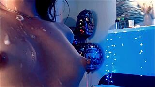 यो, देखो टैटूड 18+ की स्लॉपी डीपथ्रोट स्किल्स!