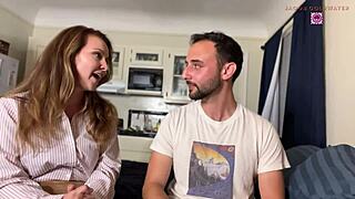 Aide mouillée de Dr Blakk devient sauvage