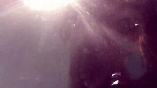 가브리엘라 젊은 여자랑 수영장 섹스, 오 마이 갓, 뭐야 이 광경!