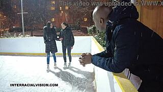 Silvia Sin büyük siyah sikle yumruklama ve DAP alıyor, prezervatifsiz