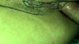 क्या कभी मेच्योर लेटिना के साथ डिल्डो से डीप क्रीमपाई के लिए एनल ट्राई किया?