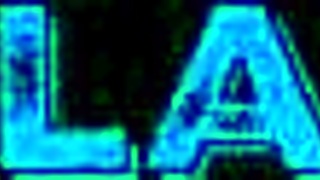 Solo Brit dev sikini sertçe çekiyor boşalmak için