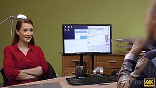 Eca, Não Acredito Que Estes Peitos Hipnóticos Me Levaram ao Escritório de Empréstimos!