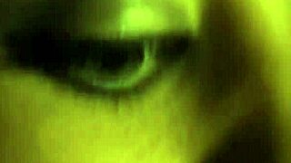 हेल येस, एक्सोटिक एशियन कूगर स्ट्रिप और न्यूड डांस करती है प्योर जॉय के साथ!