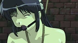 묶인 헨타이 슬럿이 세게 박혀