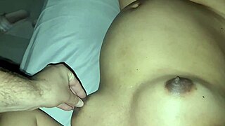 Můj manžel mě ignoruje, když jsem těhotná, tak soused pomáhá