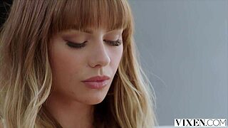 Schau diese geile Vixen Dreier Kompilation Vol 2 mit heißer Action