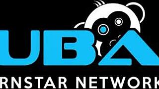 jag kan inte tro att de här heta brudarna knullar sina styvbröder