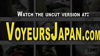 Ázijská baba v pančuchách chytená na kamere na verejnosti