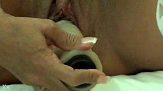 How Deliciously I Masturbate!