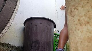 Mendilata's Sensual Curves