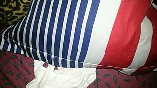 The fat BBW uses her tongue to slap during the blowjob.