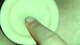 Lesbians Squirt Hard With Dildo In Lost Phone Video