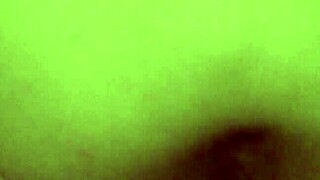 Vročna španska soseda mi da sesanje stopala in jebanje