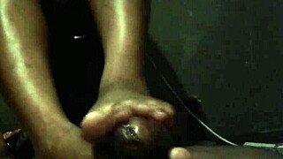 dude, check loretta's hot july footjob with erotikpies!