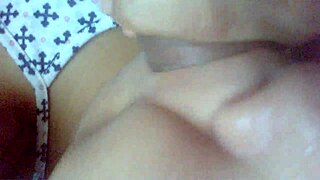 Latina Gives Intense Oral Pleasure