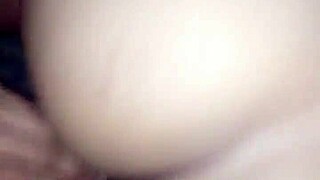 la mujer de mi papa le da lastima que soy feo y despues de la fiesta se mete ami cuarto