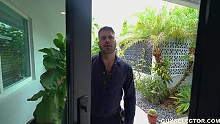 guy selector - beefcake plumber max romano gets drilled