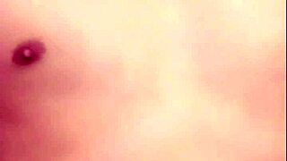 gay vietnamese cute boy gives handjob and blowjob live on blued