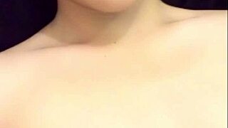 gay vietnamese cute boy gives handjob and blowjob live on blued