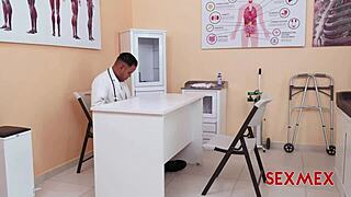 Elizabeth Márquez's big booty gets a surprising injection