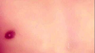 gay vietnamese cute boy gives handjob and blowjob live on blued