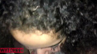 Deixou Peitinho Aparecendo E Acabou Chupando E Fudendo