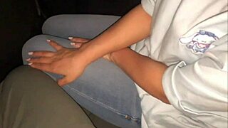 late night car sex excites this perverted asian couple